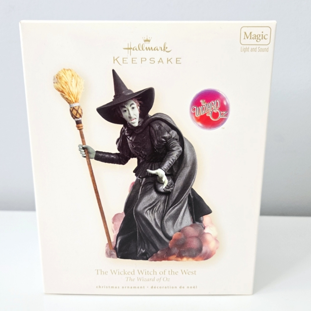 New Wizard Of Oz Wicked Talking Witch Hallmark Ornament